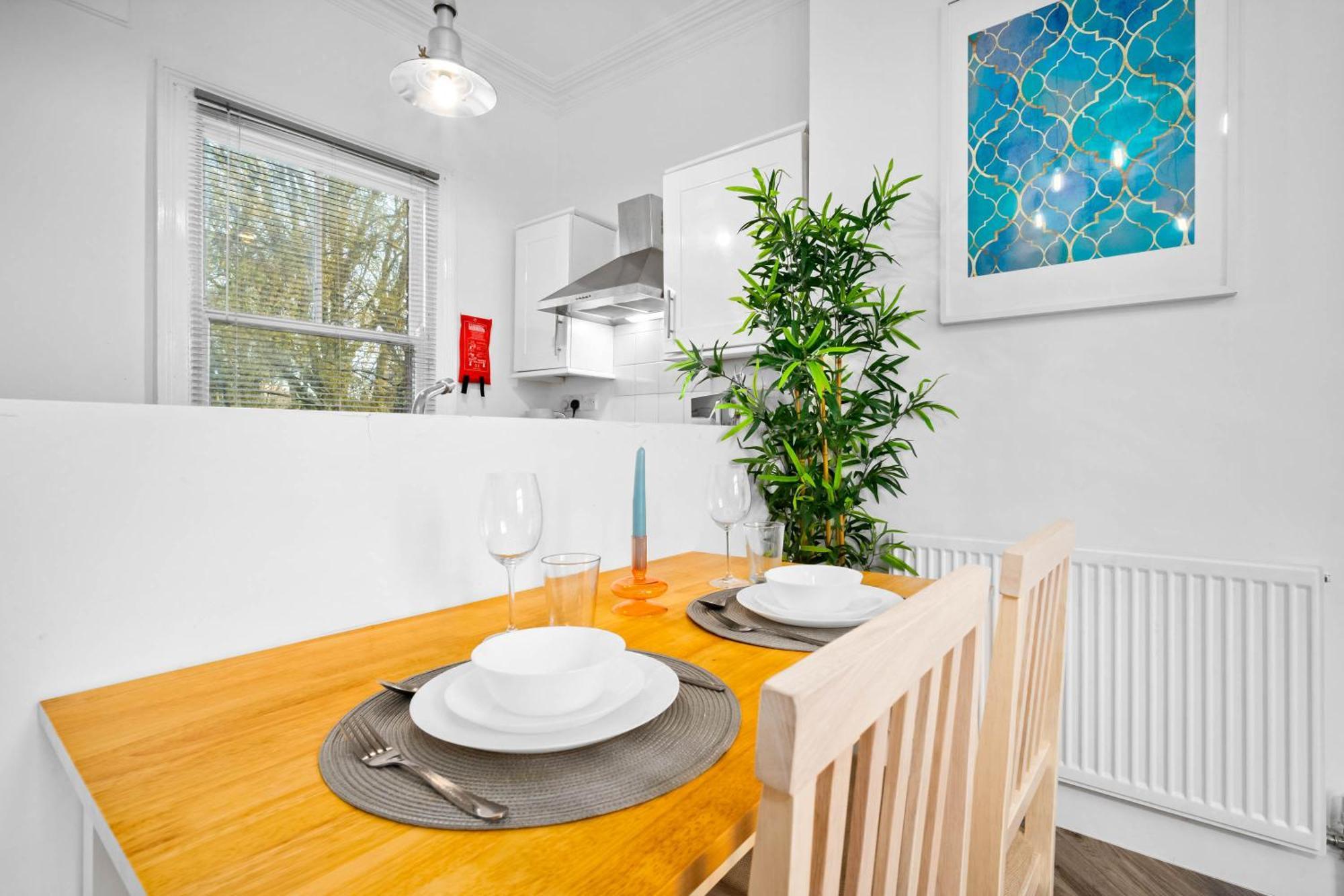 Luxury Apartment - Wolverhampton - Netflix - Smart Tv - Fast Wifi - 7Apc Экстерьер фото